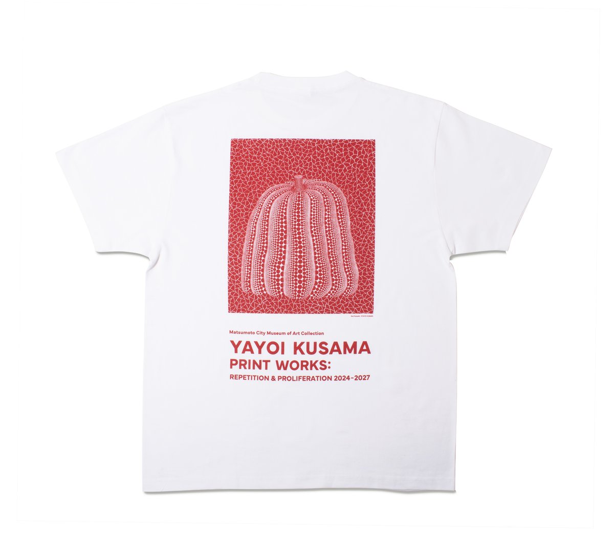 新品　草間彌生 版画の世界　Tシャツ(おそらくメンズのSサイズ) 草間彌生 版画の世界 反復と増殖 Tシャツ Lサイズ - メルカリ