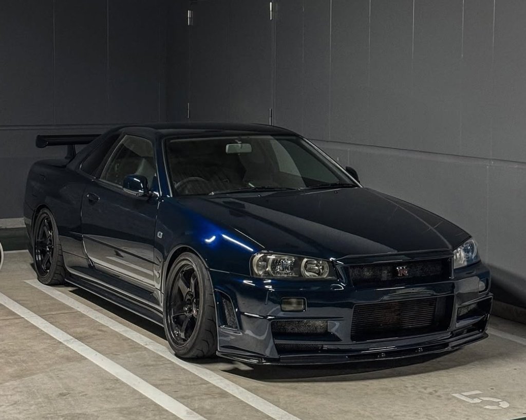 autoass's tweet photo. Nissan R34 Skyline GT-R https://t.co/uVK1wX7amQ