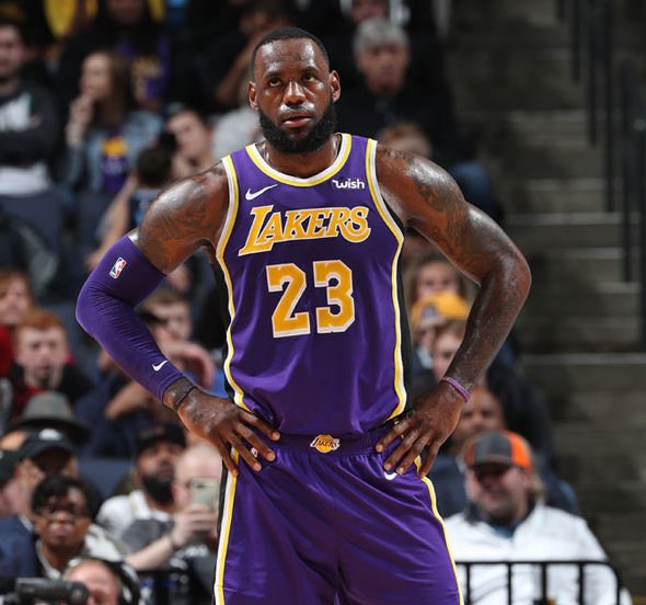 Bron Last 2 Games:

32.5 ppg
60%fg
54% from 3
79% FT
11 rebounds pg
6 assists pg
5 stocks pg
2 TOv

44 min pg

Over the last 2 GMs

1st on the team in

Points
Assists
Rebounds
Steals
Blocks

Less TOv than Luka &amp; Austin.

Team record 0-2.

The story of his career even in year 22.