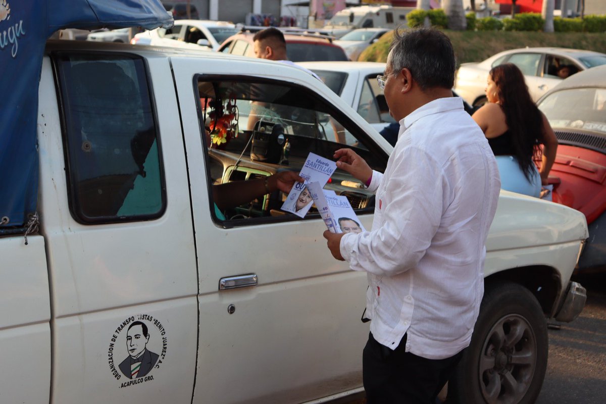 Recorrer Acapulco, platicar con su gente, compartir nuestra esperanza de una justicia más humana y cercana a la gente es una extraordinaria experiencia ¡Gracias!