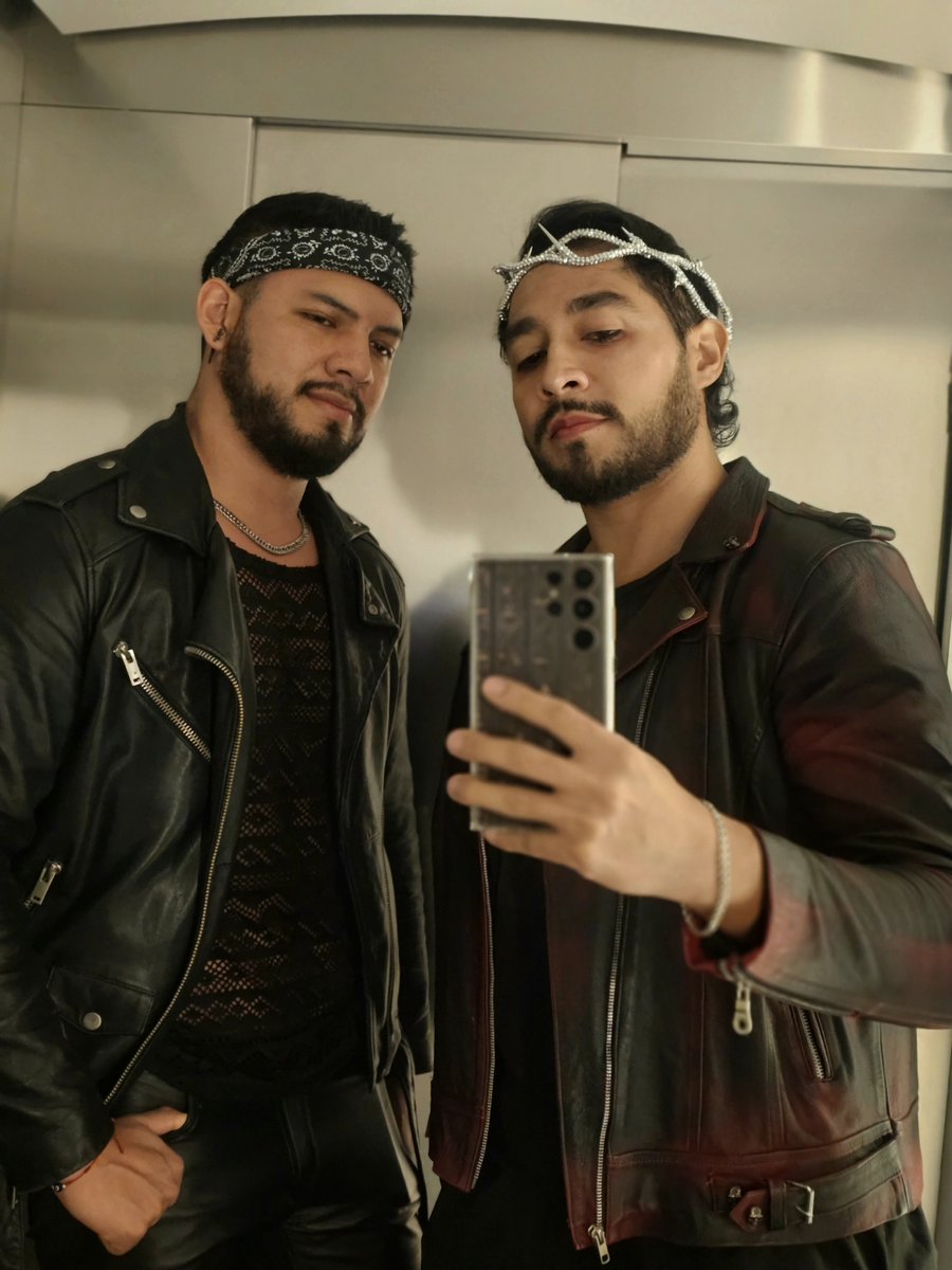 Edgar Allan Hoe 🌋 (@gumo_azul) on Twitter photo 