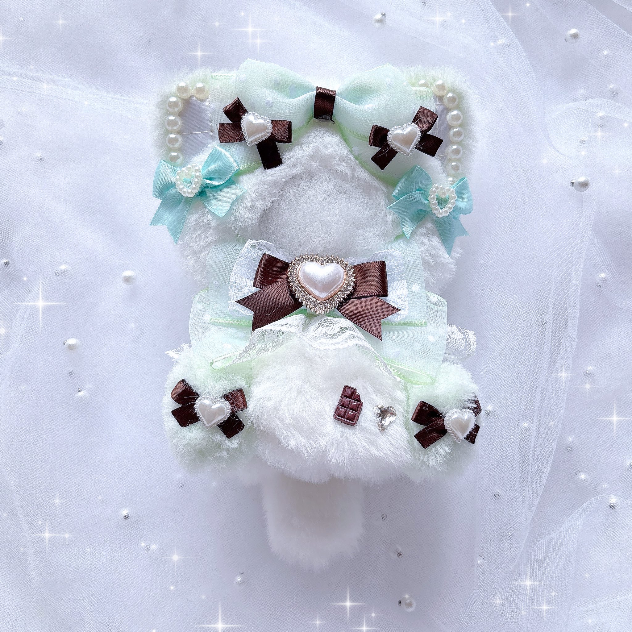 Lily (@Lily_handmaid) / X Lily (@Lily_handmaid) / X