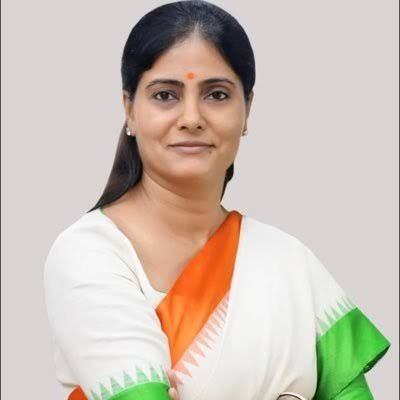 Ravneet Singh Bittu (@ravneetbittu) on Twitter photo केंद्रीय राज्य मंत्री श्रीमती <a href="/AnupriyaSPatel/">Anupriya Patel</a> जी को जन्मदिन की हार्दिक बधाई एवं शुभकामनाएं।
ईश्वर से प्रार्थना है कि वे आपको उत्तम स्वास्थ्य, लंबी उम्र और निरंतर सफलता का आशीर्वाद दें। केंद्रीय राज्य मंत्री श्रीमती <a href="/AnupriyaSPatel/">Anupriya Patel</a> जी को जन्मदिन की हार्दिक बधाई एवं शुभकामनाएं।
ईश्वर से प्रार्थना है कि वे आपको उत्तम स्वास्थ्य, लंबी उम्र और निरंतर सफलता का आशीर्वाद दें।