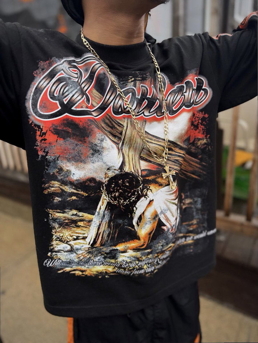 MiiGGiE's tweet image. I praise the lord, then break the law