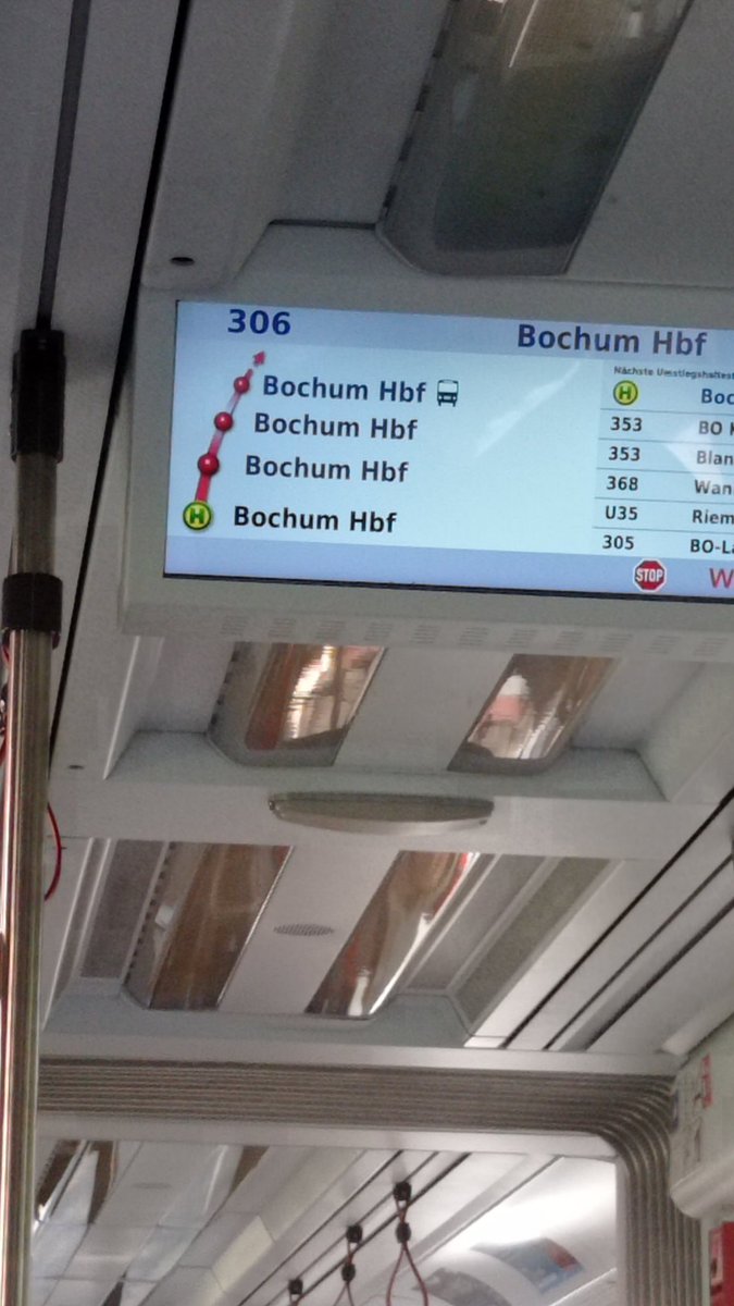 JustHimeNyan's tweet photo. Boah Leute, wo soll ich heute aussteigen? Kann mich nicht entscheiden.. 😵‍💫 #Bochum #Bogestra https://t.co/1CxqZq5A5h