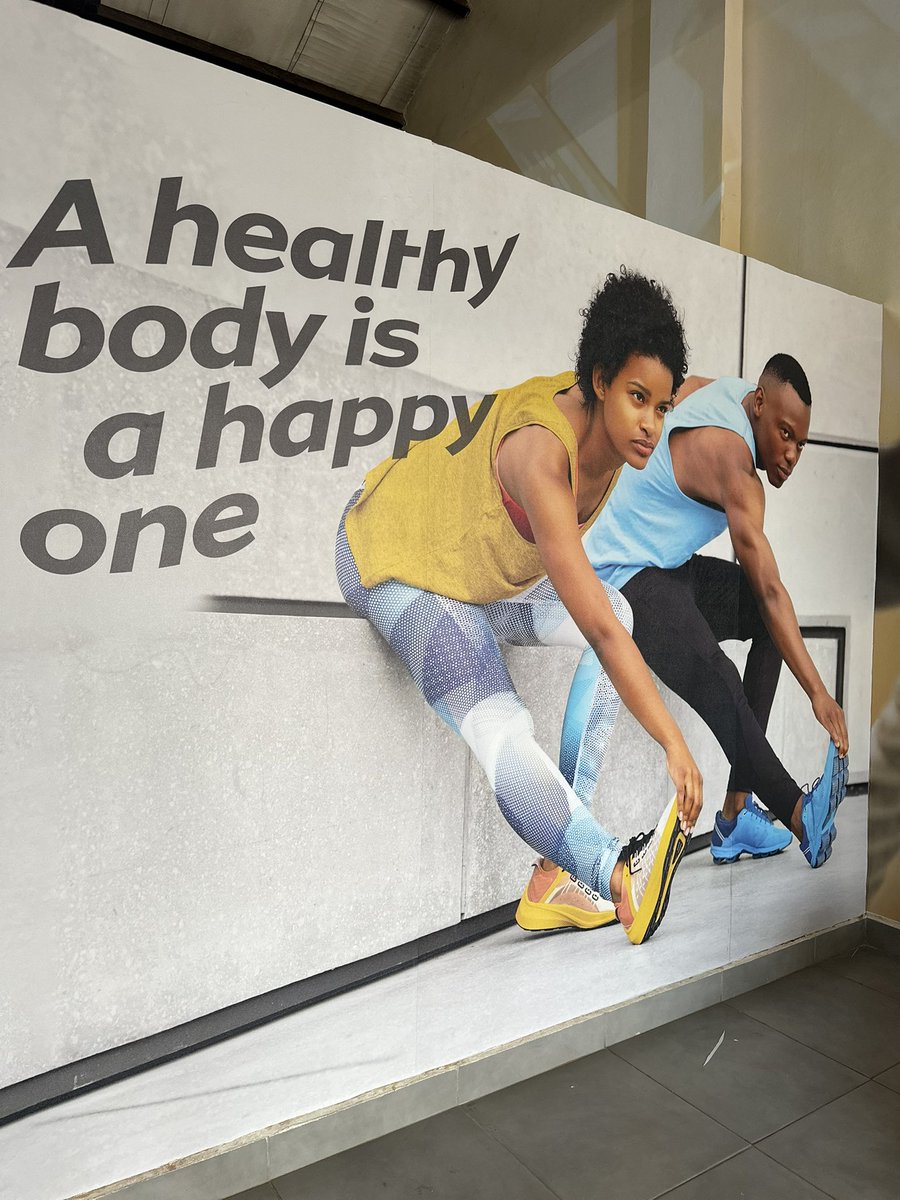 Supreme_marka's tweet image. Gone are the days of dull, uninspiring gym walls. @mtnug gym just got a glow-up, and trust us-it’s giving Supreme! We waved our wand, sprinkled some branding magic, and voilà: a gym so fresh, even your muscles will feel stylish.

Let’s be honest, who wouldn’t want to break a…