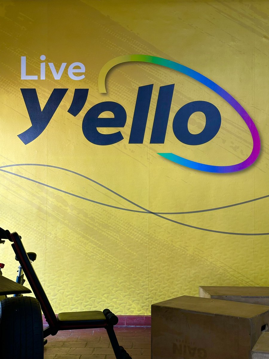 Supreme_marka's tweet image. Gone are the days of dull, uninspiring gym walls. @mtnug gym just got a glow-up, and trust us-it’s giving Supreme! We waved our wand, sprinkled some branding magic, and voilà: a gym so fresh, even your muscles will feel stylish.

Let’s be honest, who wouldn’t want to break a…