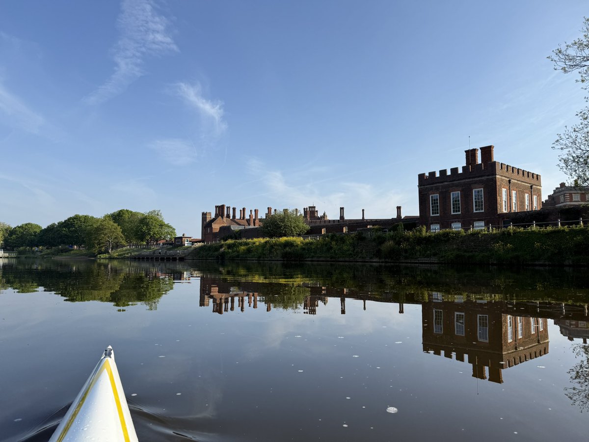 The kayak commute season is underway! A beautiful serene morning on the river from Teddington to Hampton Court. 🛶🛶