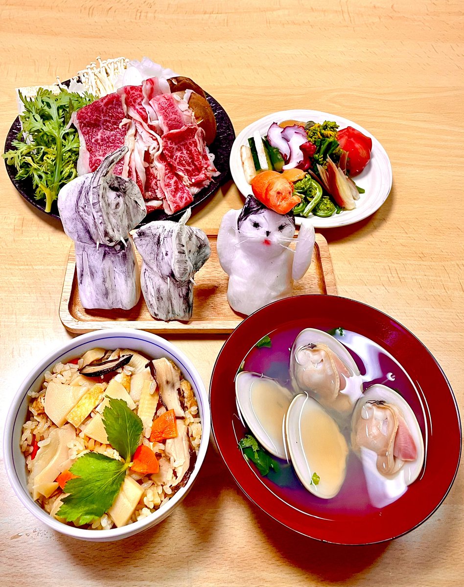 ♩ぞうさん　ぞうさん
　おはなが　ながいのね
　そうよ　かあさんも
　ながいのよ〜
今日は象の日🐘
筍ご飯　蛤の吸い物など
#筍ご飯 #おうちごはん