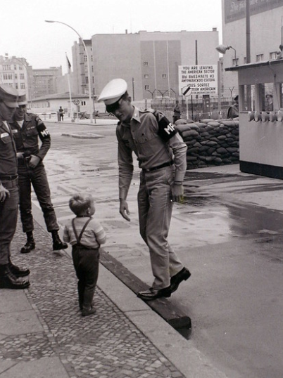 Berlin, Checkpoint Charlie, 28 August 1962. I post photographs taken on my many Berlin visits in the 1950s and 1960s. 180 historic street images of East and West Berlin are in my book "Berlin in the Cold War" (Amberley Publishing). #Berlin #up280425