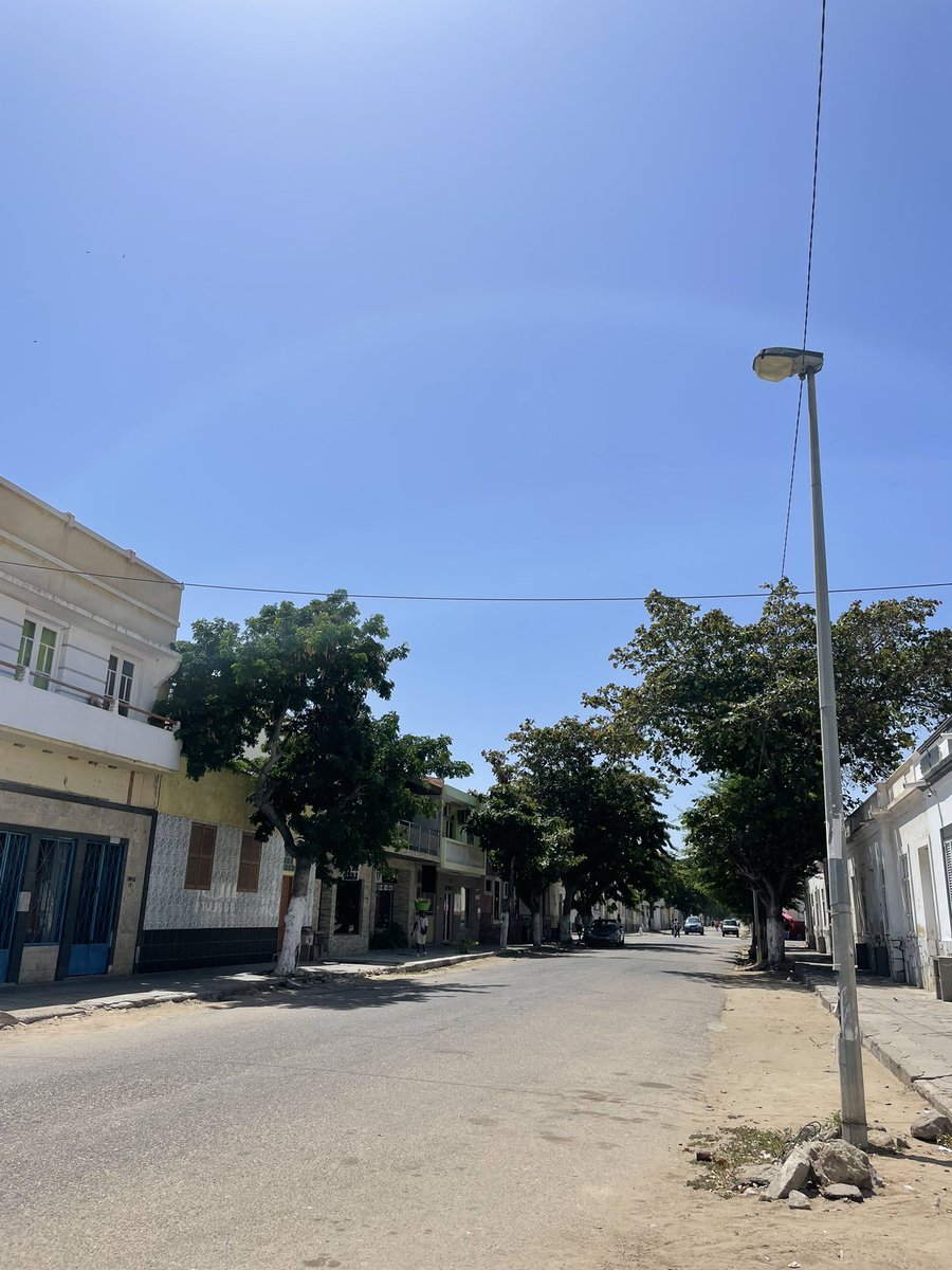 CaipLounge's tweet photo. Andar à pé na cidade do Namibe não tem igual. Património arquitectónico único. https://t.co/Pc8WWEHzYk