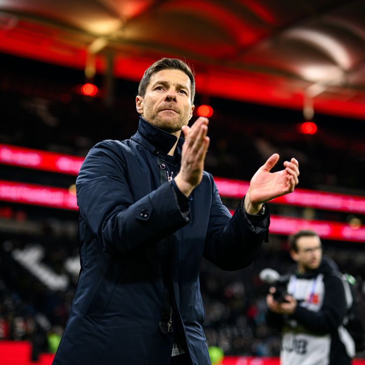 theMadridZone's tweet photo. 🚨 BREAKING: Santiago Solari is set to be Real Madrid's coach during the Club World Cup. 

Xabi Alonso will take over after the CWC ends. @Rodra10_97 https://t.co/3au7XxLwbw