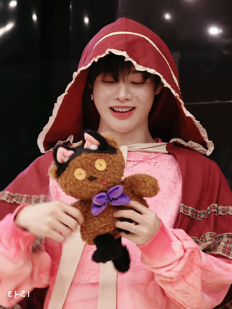 119bemykitten's tweet photo. 250426 一直娱

🧸

#한빈 #HANBIN #템페스트 #TEMPEST https://t.co/m6LgolJWxS