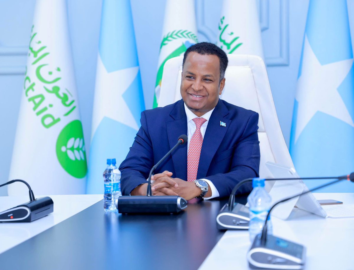 Munasar Abdirahman (@munasarabdirah) on Twitter photo “I extend my congratulations to Mr. <a href="/AbdisalamDhaay/">Abdisalam Ali</a> on his appointment as the Minister of Foreign Affairs and International Cooperation of the Federal Republic of Somalia.” “I extend my congratulations to Mr. <a href="/AbdisalamDhaay/">Abdisalam Ali</a> on his appointment as the Minister of Foreign Affairs and International Cooperation of the Federal Republic of Somalia.”