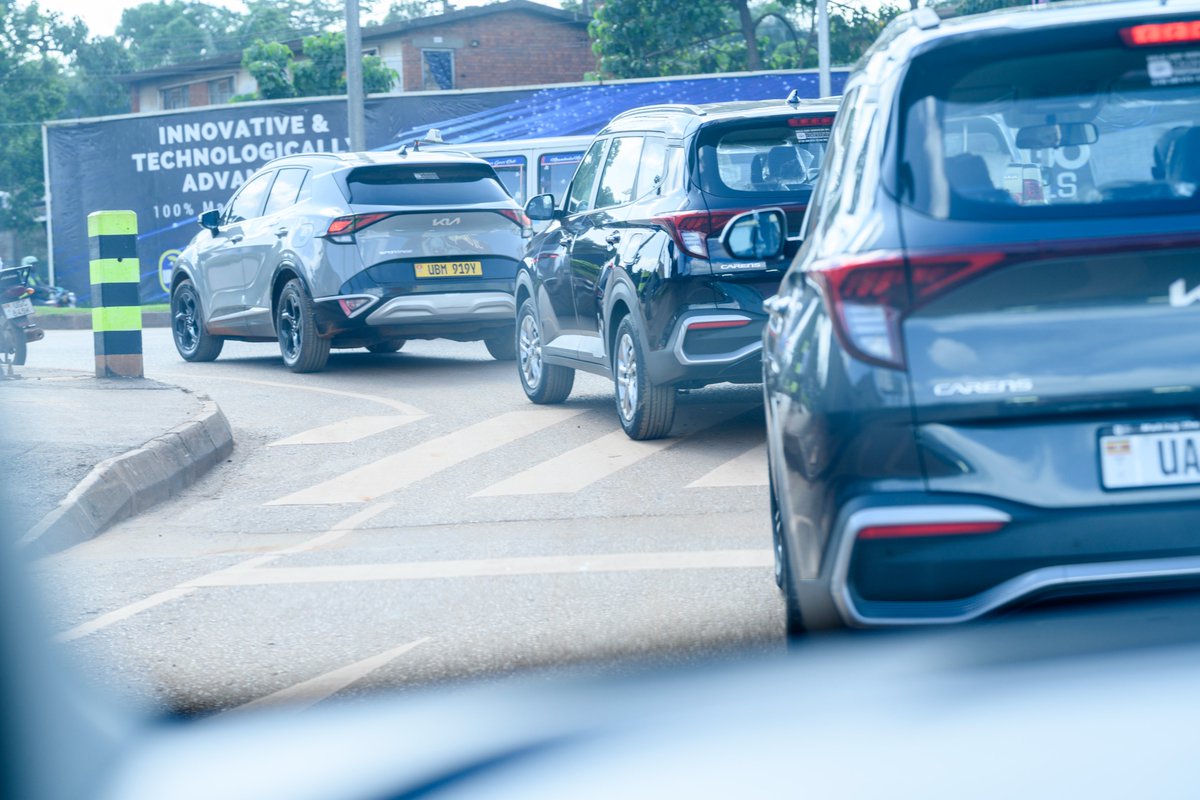 kia_uganda's tweet photo. New week, New deliveries. 🚘

Every ride is as enjoyable as the destination when you drive the Kia Carens. https://t.co/NXLogC656V