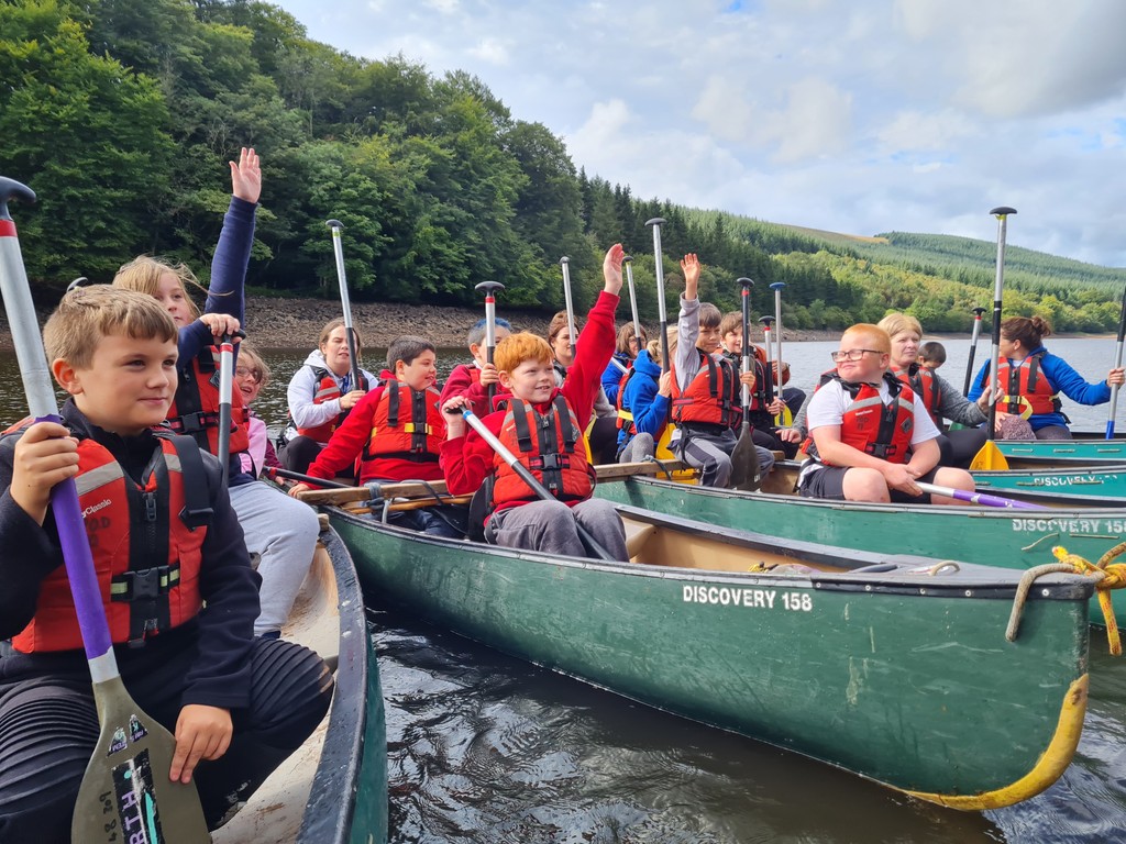 🌿 Happy Wales Outdoor Learning Week! 🌿 How is your school celebrating the great outdoors?
 📸
Tag us in your photos or share them in the comments — let’s celebrate the spirit of outdoor learning together!

#WalesOutdoorLearningWeek #OutdoorLearning #ParkwoodOutdoorsDolygaer