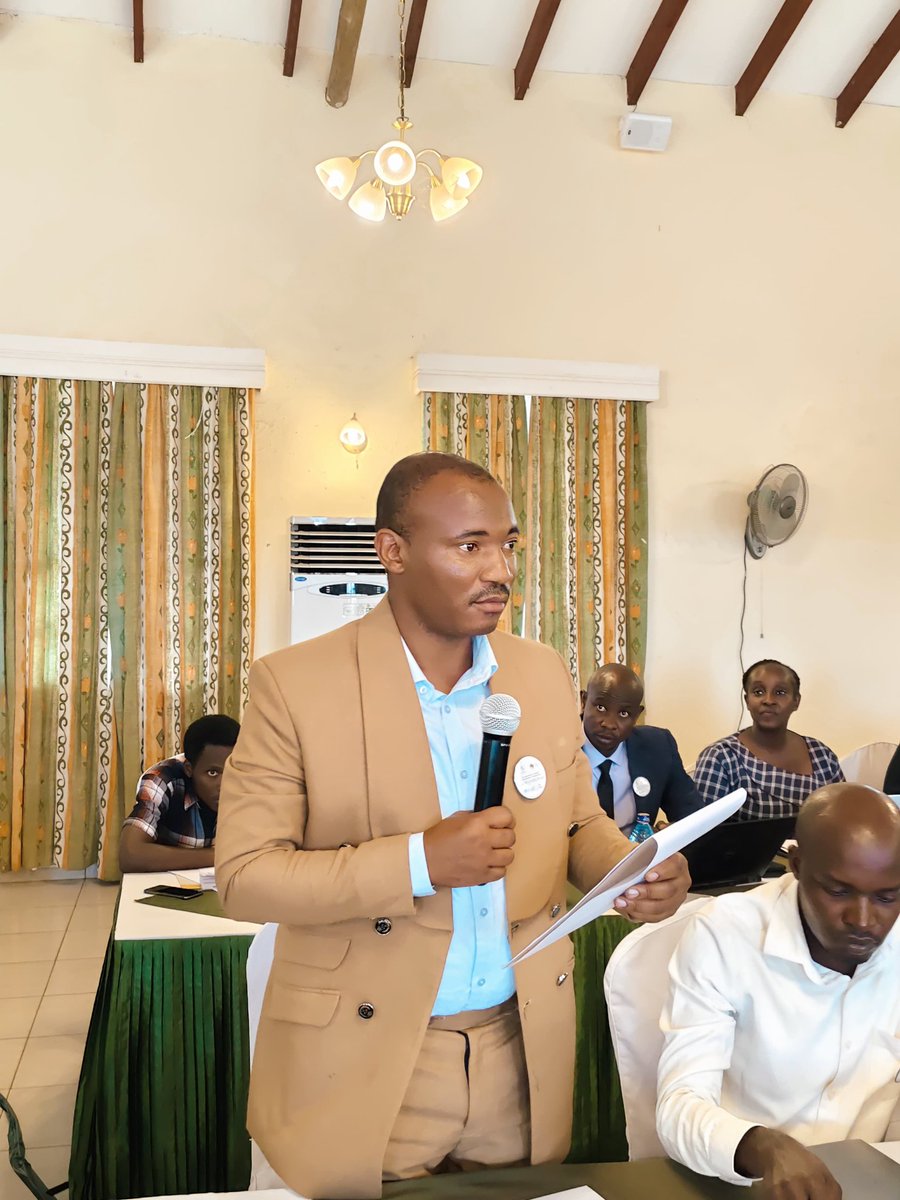 Delighted to be here at <a href="/Maanzoni_Lodge/">Maanzoni Lodge</a> for Cascade PHEM Training for Cross Baorder Frontline One Health staff .

Trying to make emphasis on integrated surveillance mentally walking members through the kasese outbreak stories.