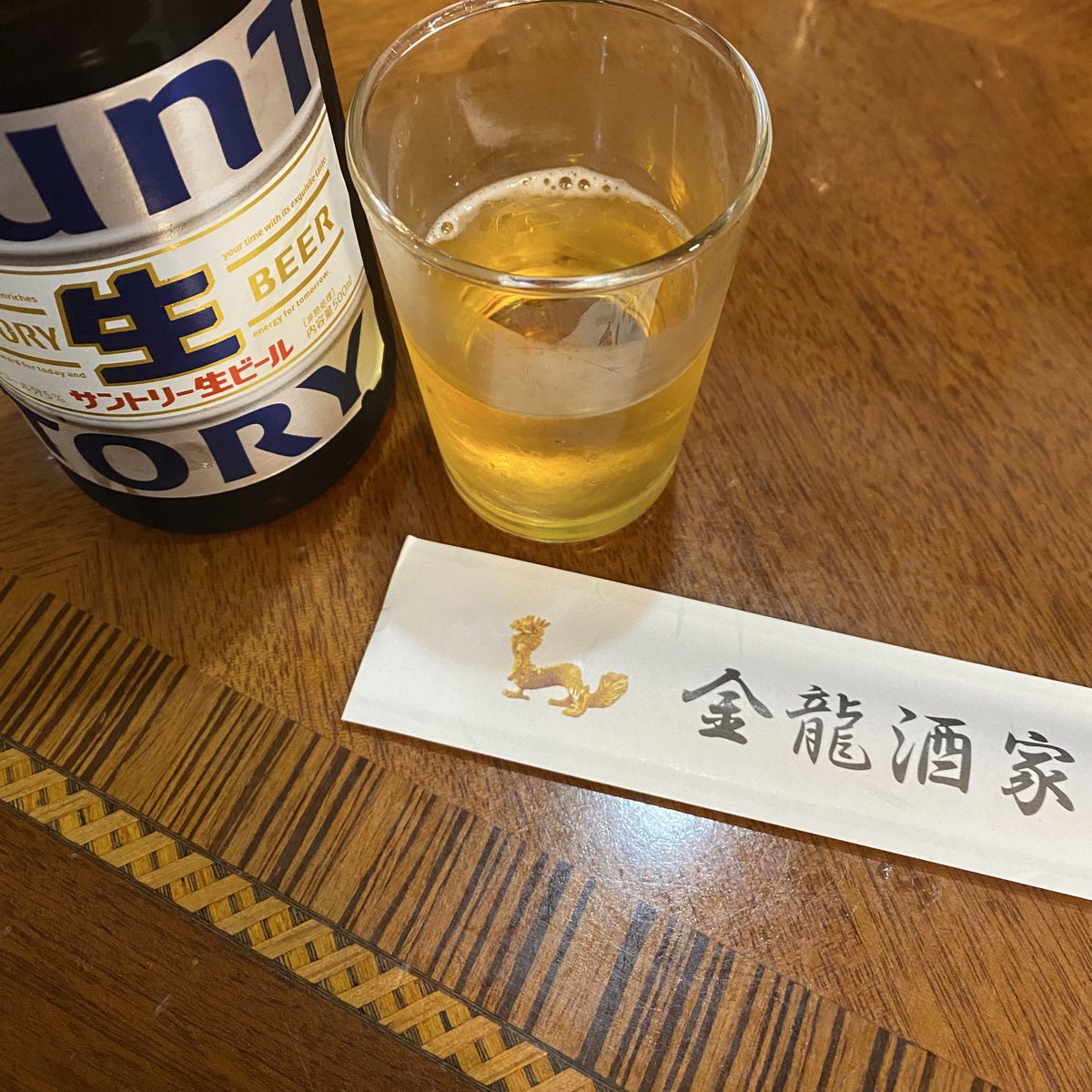取り急ぎ中華街。
バカ雨降り出してびしょ濡れです。