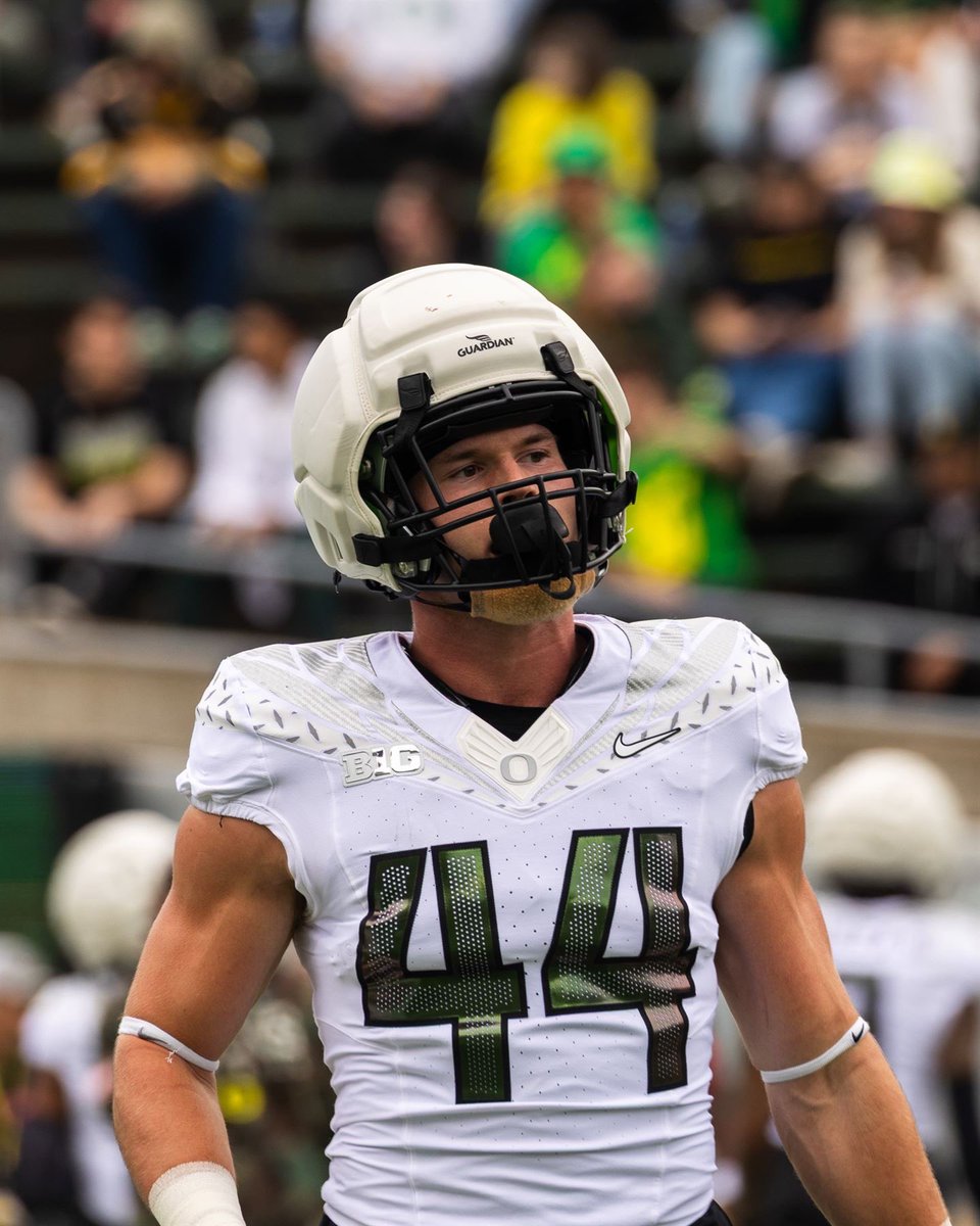 <a href="/zachgrace14/">Zach Grace</a> #44 Spring Game 2025. <a href="/TheoGrace2025/">Theo Grace, Class of 25</a> <a href="/KMOBULLDOGS/">Kearney Bulldogs Football</a> <a href="/oregonducks/">oregonducks</a>