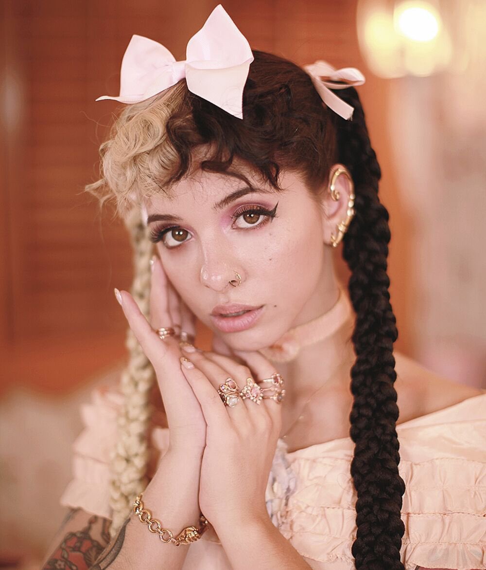 PopBase's tweet image. Happy 30th birthday to the talented Melanie Martinez.
