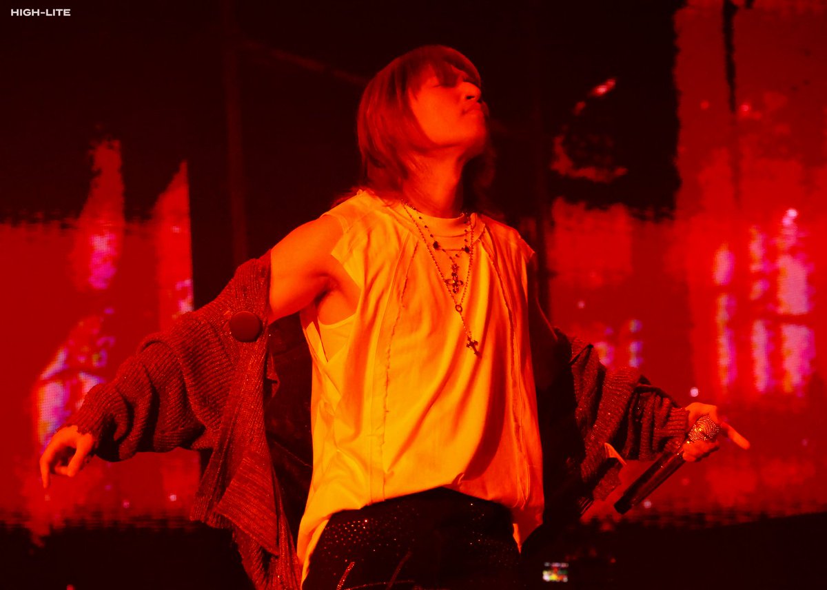 High__Lite's tweet photo. 250426 D'sWAVE IN SEOUL

우리들의 추억 일기장을 다시 채워나가자💌

#대성 #DAESUNG #DLITE #テソン #DsWAVEinSEOUL 
@d_lable https://t.co/8hrqmaze1d
