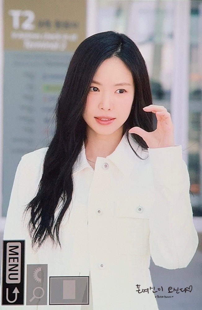 250428 인공출국
#손나은 #나은 #naeun #ナウン (<a href="/1994marcellasne/">나은</a>)