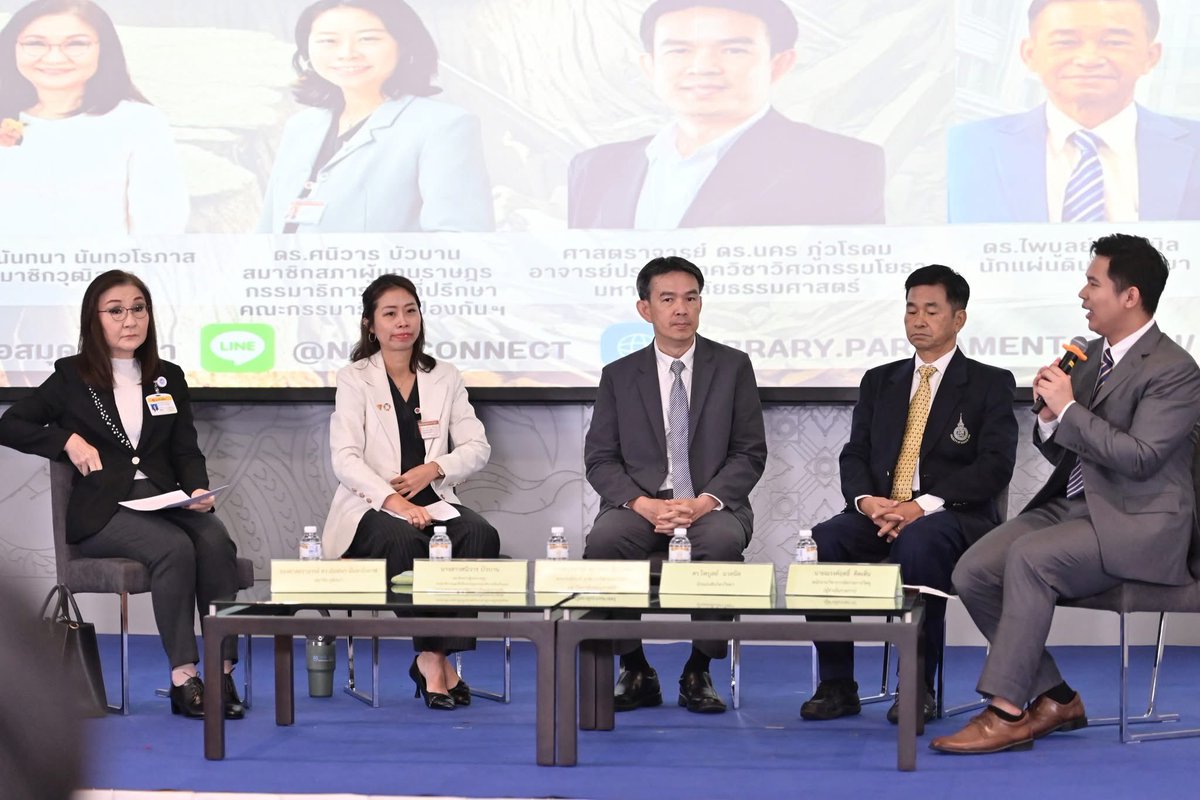 prparliament's tweet image. นายณัฏฐกฤษฎ์  วงศ์เจริญ รองเลขาธิการสภาผู้แทนราษฎร เป็นประธานในพิธีเปิดโครงการ #LibraryTalk เรื่อง #แผ่นดินไหวไม่ใช่เรื่องไกลตัว : #พร้อมแค่ไหนกับการรับมือแผ่นดินไหว #สำนักงานเลขาธิการสภาผู้แทนราษฎร web.parliament.go.th/view/9/news_de…