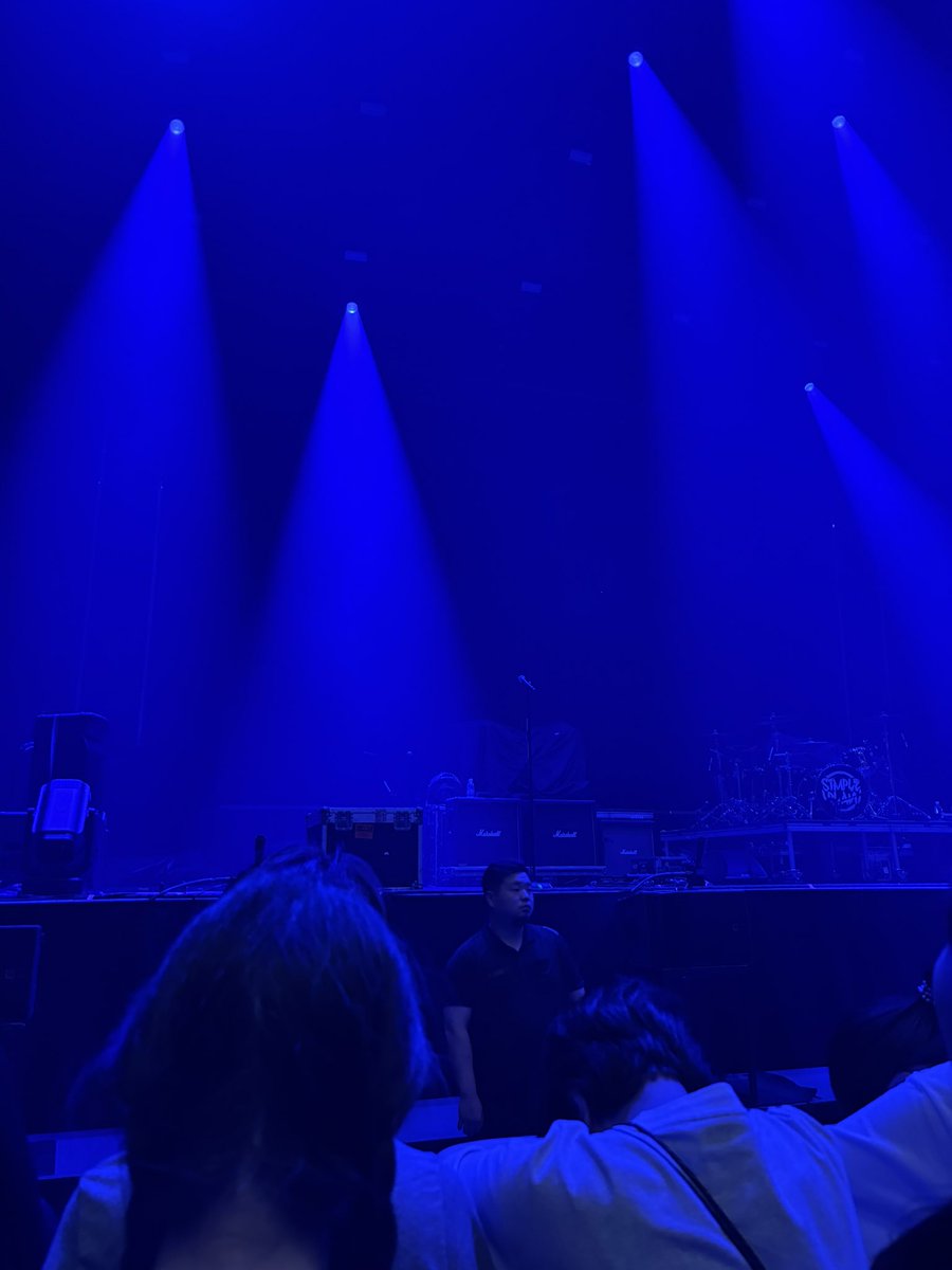 NoRock109's tweet photo. 2025.4.27 THE OFFSPRING in東京ガーデンシアター
新アルバムはかっこいい曲が多いが、演奏自体はまさかの可愛らしい1曲だけ☺︎
王道の曲満載で最高に楽しかった⚡︎
フェスを含めて何回か観ているが、ラストの曲がself esteemだったのは初めての体験だった(海外では定番のラスト曲らしいが) https://t.co/PuQI0JAa1F