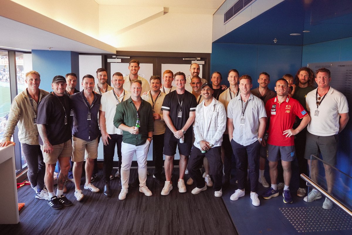 GoldCoastSUNS's tweet image. Thank you to our past SUNS players for attending the weekends game and supporting the boys. Once a SUN, always a SUN ❤️💛