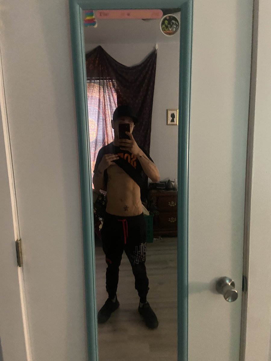 ayedraggin's tweet image. 