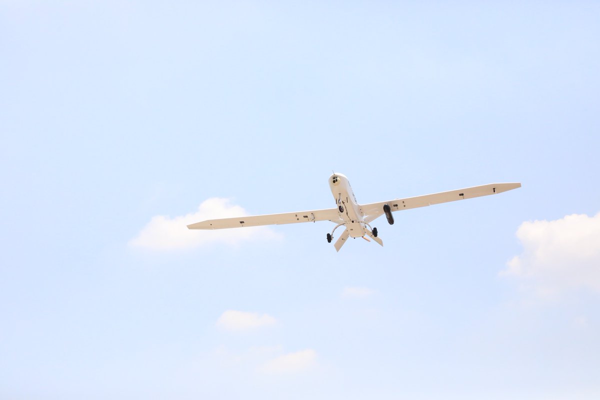 aag_th's tweet photo. 🇹🇭AAG_th บันทึกประจำวัน: #ATIL และ #DTI ไทยสาธิตเฮลิคอปเตอร์ไร้คนขับ DP9A #UAV แบบใหม่   
https://t.co/jxQaJA8xXa
#Thailand #Defence @RTARF_PR #กองทัพไทย @DTIThailand DP18A #Aircraft #Unmanned https://t.co/yDiRe9DzaG