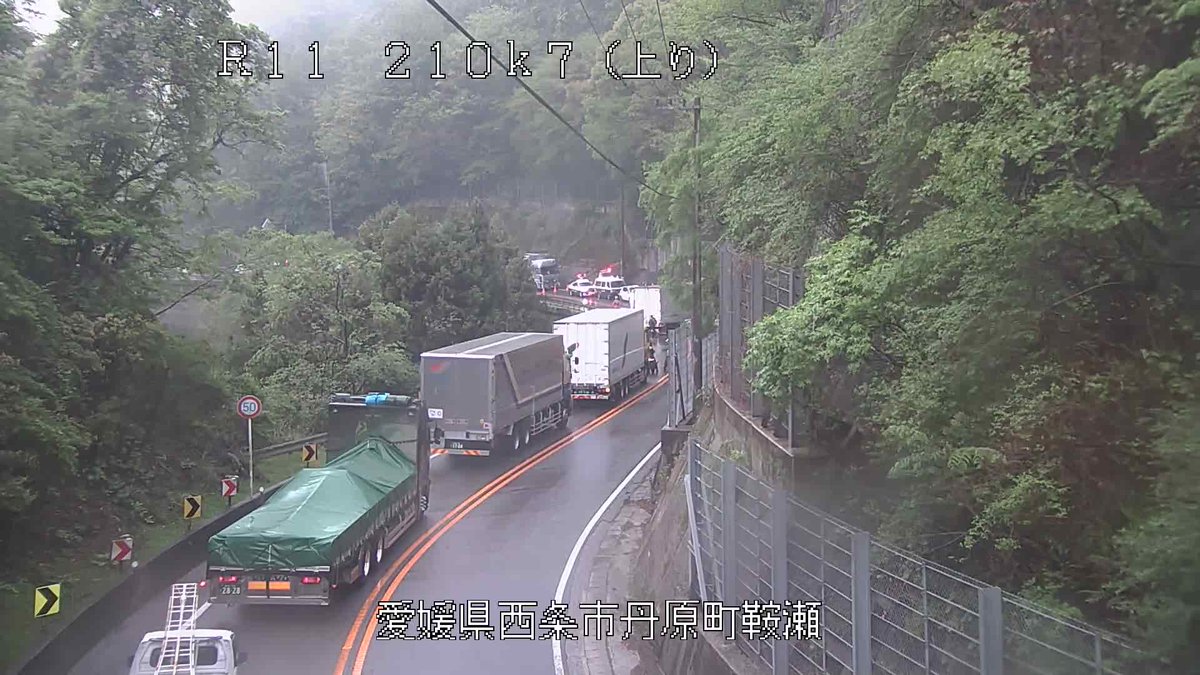 2025.4.28（月）13:40現在 国道11号桜三里 13:00頃より 210.6k