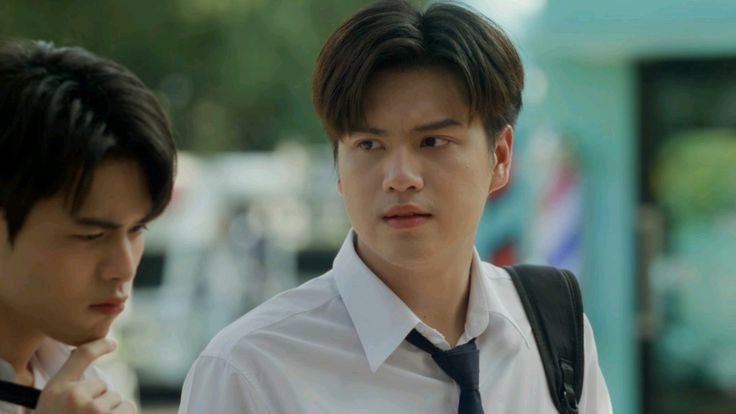ThitWin32953's tweet photo. Life is like a ferris wheel. It has up and down. So be happy and stay strong.I believe that you can overcome all the barriers.Don't forget that we all love you so much💞💗
#WeLoveMARCMC #marcmc #marcnatarit @formarcpoon @with_poon85075 https://t.co/1BdWC2y7JH