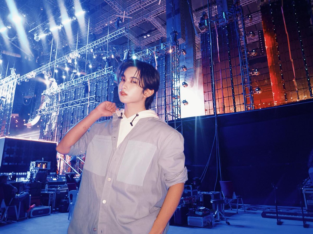 The HORI7ON feed (@thehori7onfeed) on Twitter photo HORI7ON's Marcus looks handsome at NET25's Summer Blast.
HORI7ON SUMMER BLAST
#HORI7ONatSummerBlast
#HORI7ON #호라이즌
<a href="/HORI7ONofficial/">HORI7ONofficial</a> HORI7ON's Marcus looks handsome at NET25's Summer Blast.
HORI7ON SUMMER BLAST
#HORI7ONatSummerBlast
#HORI7ON #호라이즌
<a href="/HORI7ONofficial/">HORI7ONofficial</a>