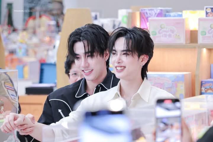 chwlkr124655's tweet photo. มีคนเเอบใช่หน้าที่การงานในทางมิชอบ
เเต่หนูชอบนะ🤭🐶🐯 @perthppe 
@Ppsanta  @Perfect10Liners https://t.co/mk6USHTTnj