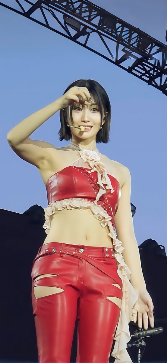 Coldplay concert part 3-- Momo. Part 3 FULL SCREEN WALLPAPERS. Go