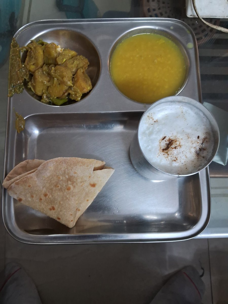 desifoodd's tweet photo. Today's breakfast https://t.co/hbaiTh9nyp