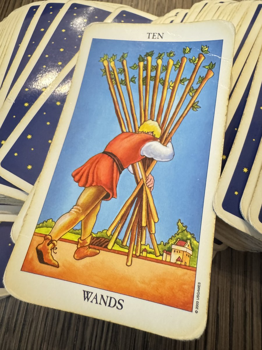 SunGoddessTarot's tweet photo. Card du Jour 10 of Wands advises you to let go of responsibilities that aren’t truly yours to bear.
https://t.co/YRkUj9VsSZ

Connect with me @SunGoddessTarot https://t.co/t9lO8jK8Ic