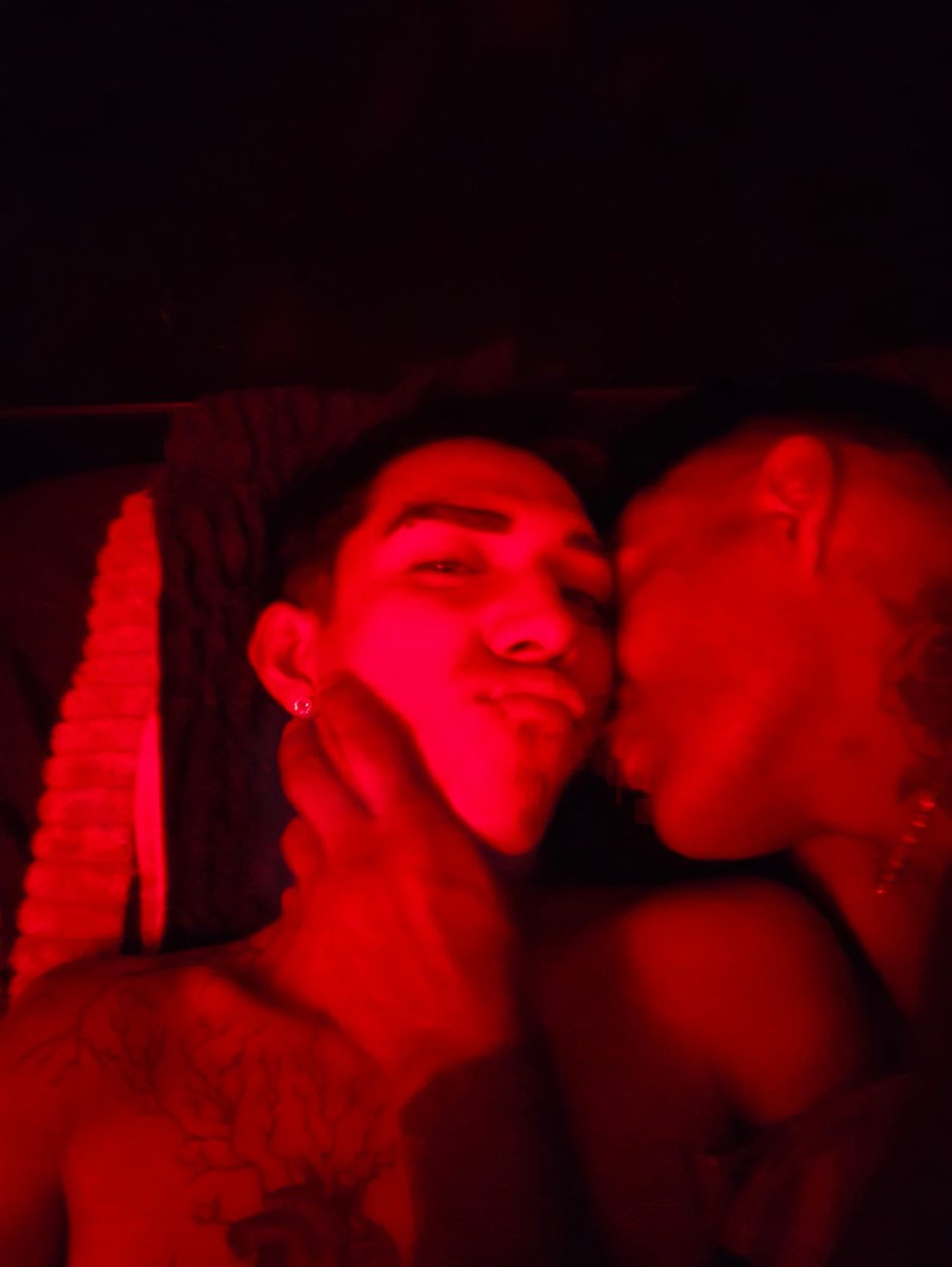 SGCHAKALITOSEX's tweet photo. TE AMO MUCHO MI PRINCESO HERMOSO 😍💋❤❤️‍🔥 https://t.co/5LNDOqTO1R