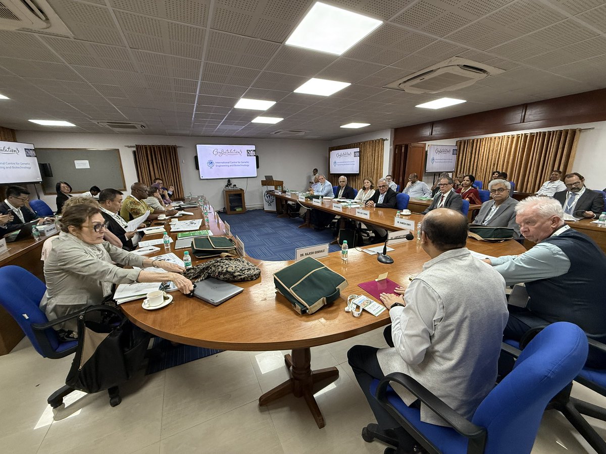 ICGEBNewDelhi's tweet photo. The 31st session of the Council of Scientific Advisers commenced today at @ICGEBNewDelhi . The session was jointly inaugurated by  DG @ICGEB, Dr. #LawrenceBanks & Secretary @DBTIndia, Dr. @rajesh_gokhale. This annual meeting reviews the R&D activities undertaken by #ICGEB laboratories and charts the course for future initiatives. The Council comprises fifteen distinguished scientists from around the world, all leading figures in the international Life Sciences community.