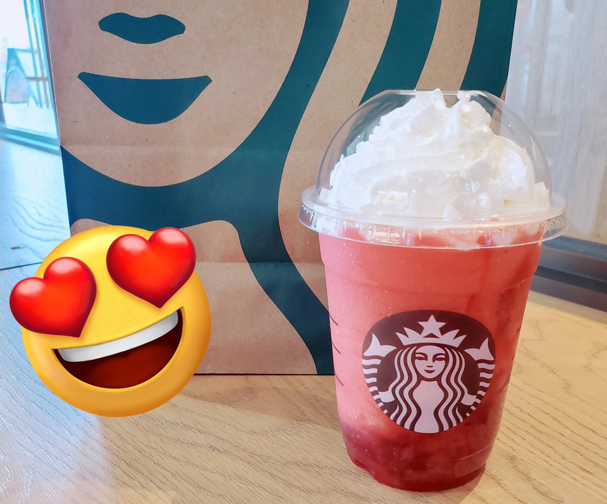 プレゼントして頂いとった
スタバ飲んできた～！！！
大好きなイチゴ飲めて嬉しいっ🍓🍓
病院の帰りに今日は
とっても贅沢出来た日になって感激
ありがとうございます😭✨