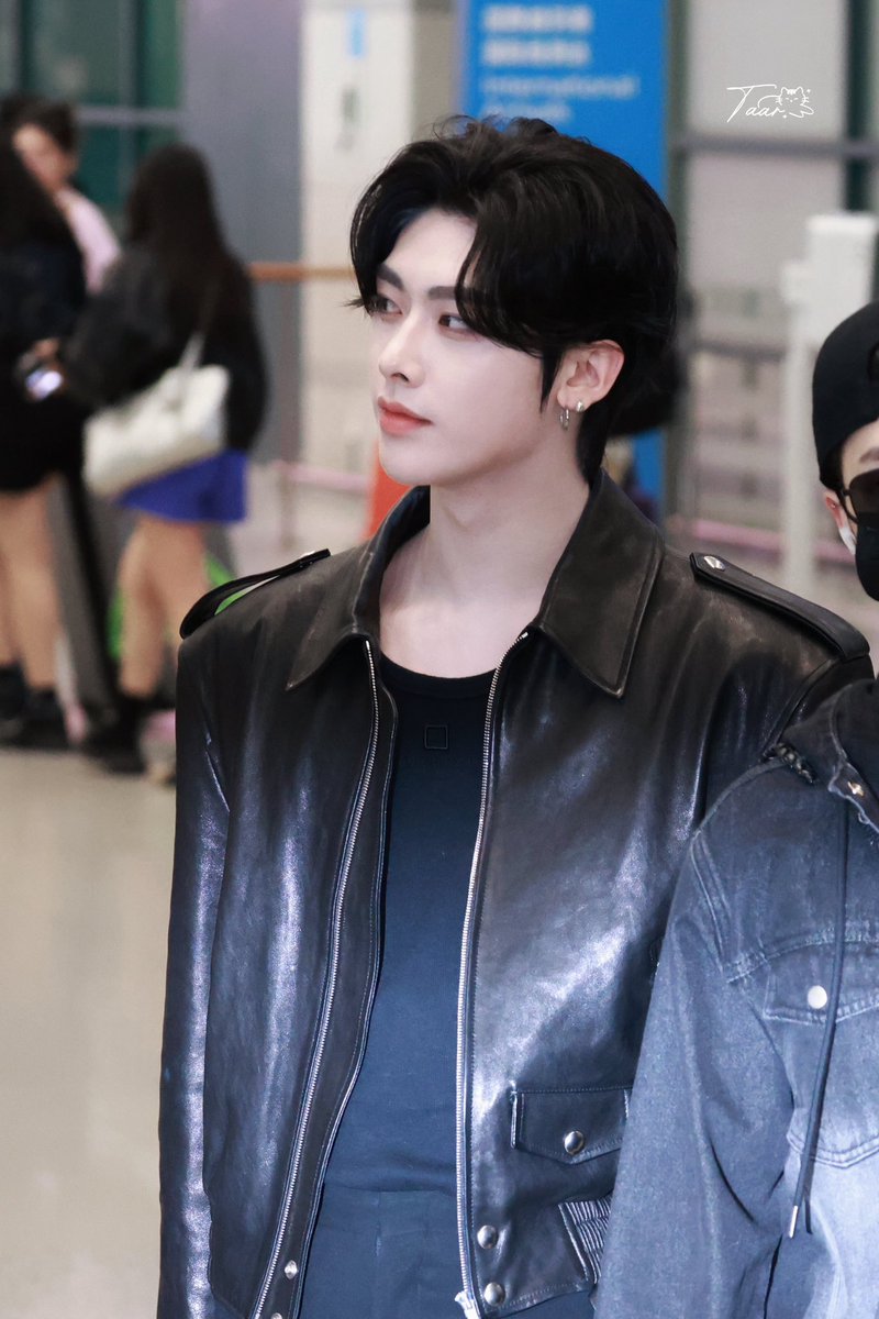 Taar4204's tweet image. 250428 ICN
#RICKY #λ¦¬ν€ #ζ²ζ³ι #γͺγγγΌ
#ZB1 #ZEROBASEONE #μ λ² μ #μ λ‘λ² μ΄μ€μ