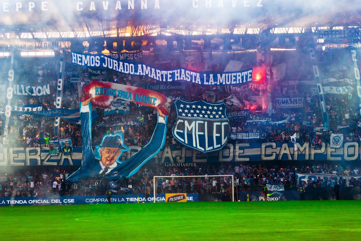 Gabo_Harper's tweet photo. Hemos jurado amarte hasta la muerte!!!
Felices 96 años amado club!!! Siempre vamos a estar juntos en esta vida y en la otra por siempre azul!!!!💙💙💙💙
Viva #EMELEC https://t.co/7GsickxsnG