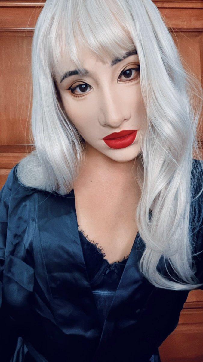 I’ll be sure to wear lashes and contacts next time 👀

Molly 2 by <a href="/molisstudio/">Inthemask by Moli's</a>