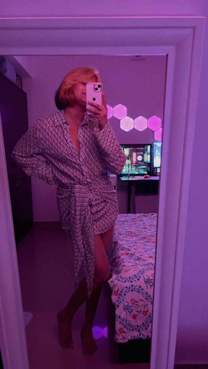 vinniegill7's tweet photo. She’s back!!! ☺️ https://t.co/ZCEfMEuKb4