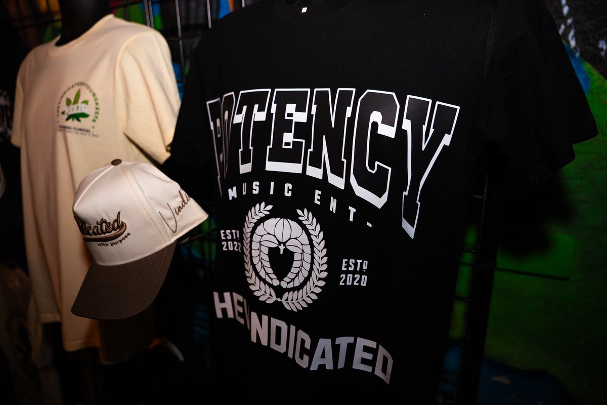 Youngkeefa's tweet photo. 🛒🏪https://t.co/zQBk3ENhk8
Collection Out Now‼️🔥
#YoungKeefa #PotencyMusicENT #TheVindicated #LasVegas #Shopify #Trending #GoShop #Merch #Explore #ExplorePage https://t.co/pz3gJAo3qU
