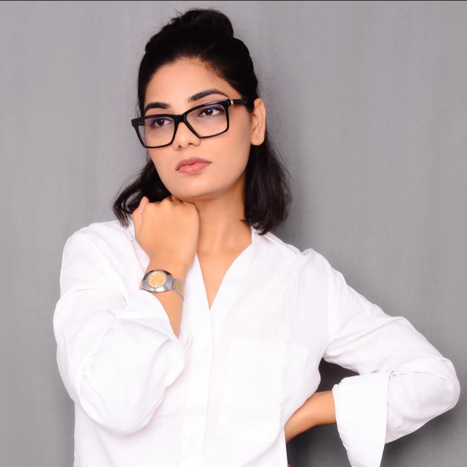 पहलगाम आंतकी हमले से जुड़ी अफवाह फैलाना पड़ा भारी, नेहा सिंह राठौड़ पर राष्ट्रद्रोह का मुकदमा लखनऊ में दर्ज ।।
@ArunKosli 🙏🏻🙏🏻🙏🏻 आपका धन्यवाद !!

#नेहा_राठौर_देशद्रोही_है 
#नेहा_सिंह_राठौर_गद्दार_है