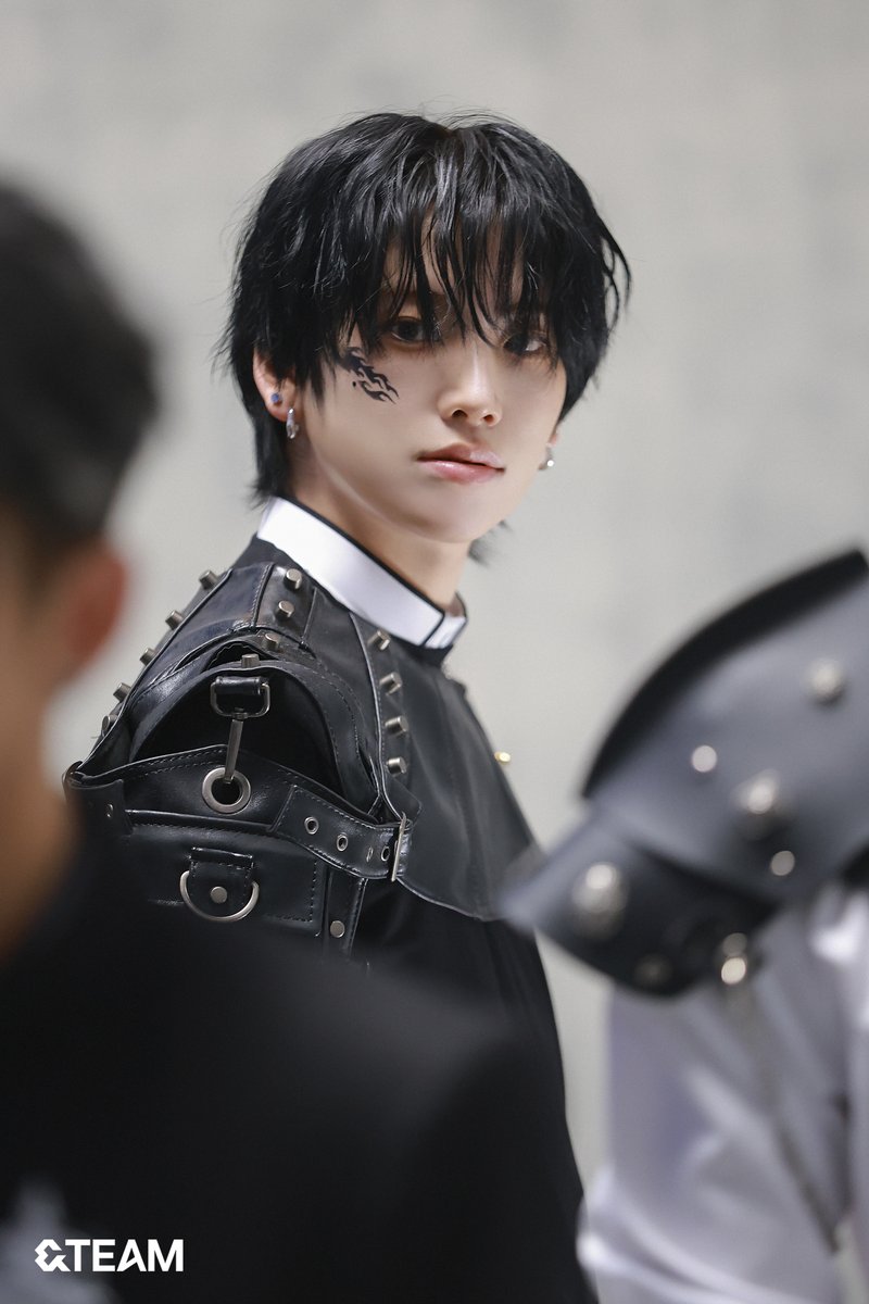 &amp;TEAM ‘Go in Blind’ MV Behind Photo

#andTEAM #YUMA 
#GoinBlind