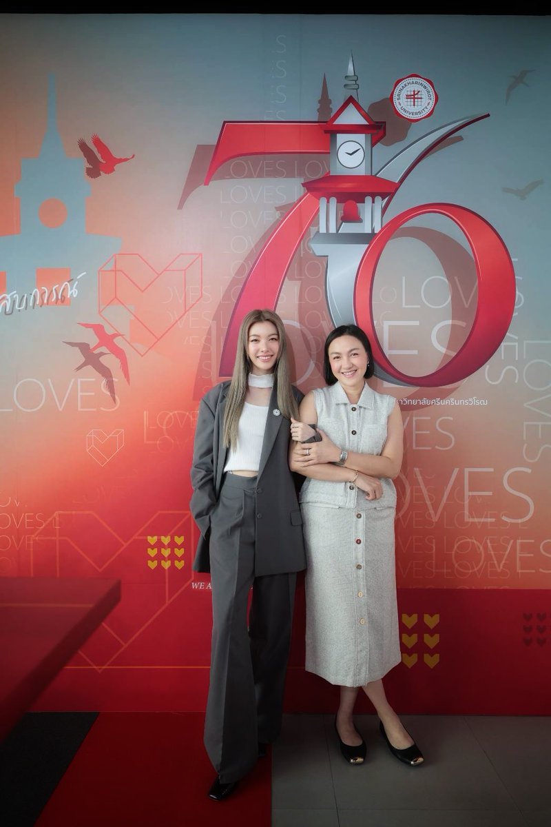 LingOrmCH3's tweet photo. ขอแสดงความยินดีกับน้องออม กรณ์นภัส ด้วยนะคะ ที่ได้รับรางวัล “ศรีสง่าศรีนครินทร ประเภทศิษย์เก่าดาวรุ่ง”
ในงานเชิดชูเกียรติ “วันมหาวิทยาลั���ศรีนครินทรวิโรฒ ปีการศึกษา 2567”  🎉🎉🎉 

#ออมกรณ์นภัส #ormkornnaphat https://t.co/1SJ5NCF9v0