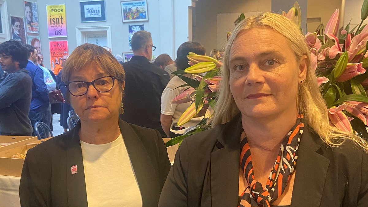 Teachers Federation (@teachersfed) on Twitter photo Federation’s General Secretary <a href="/maxsharks/">maxine sharkey</a> and Deputy President <a href="/AFlohm/">Amber Flohm</a> join families, unions, workers, SafeWork NSW and government MPs at today's International Day of Mourning ceremony, hosted by Unions NSW. Federation’s General Secretary <a href="/maxsharks/">maxine sharkey</a> and Deputy President <a href="/AFlohm/">Amber Flohm</a> join families, unions, workers, SafeWork NSW and government MPs at today's International Day of Mourning ceremony, hosted by Unions NSW.